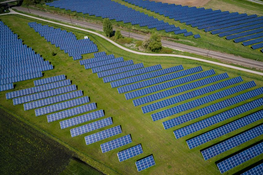 Solar ultrapassa usinas térmicas e se torna 3º maior fonte do Brasil